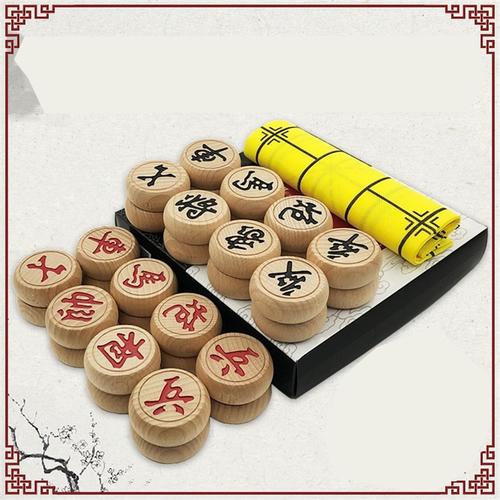 Đoàn dâng hương tưởng niệm các liệt sỹ tại Khu di tích An ninh khu 5 tại xã Trà Tân.